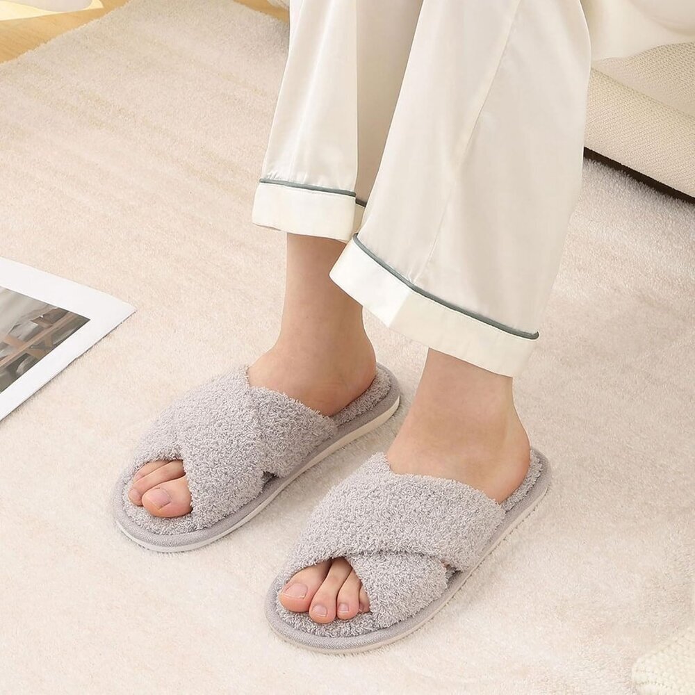 Women's Gray Fuzzy Cross Band Memory Foam Open-Toe House Slippers - Picture 6 of 6